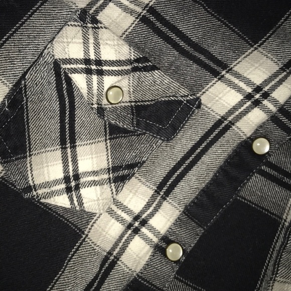 Flannel - Picture 3 of 3